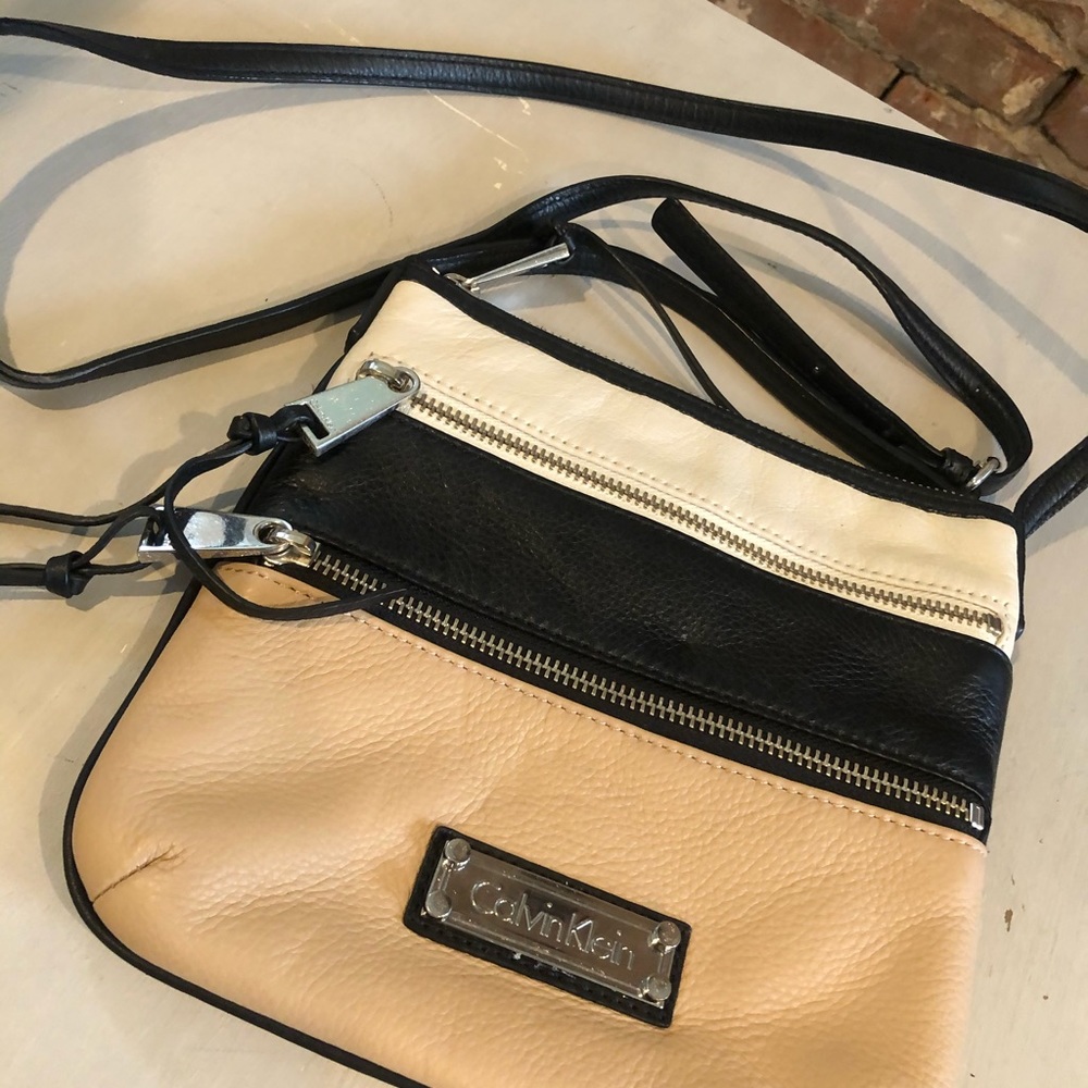 Calvin Klein.... leather handbag